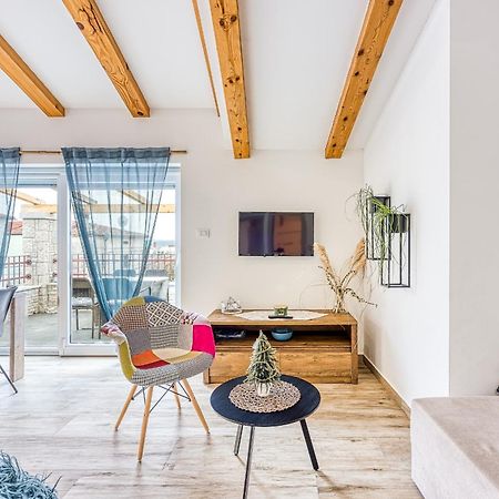 Apartments Mirjana 梅杜林 外观 照片