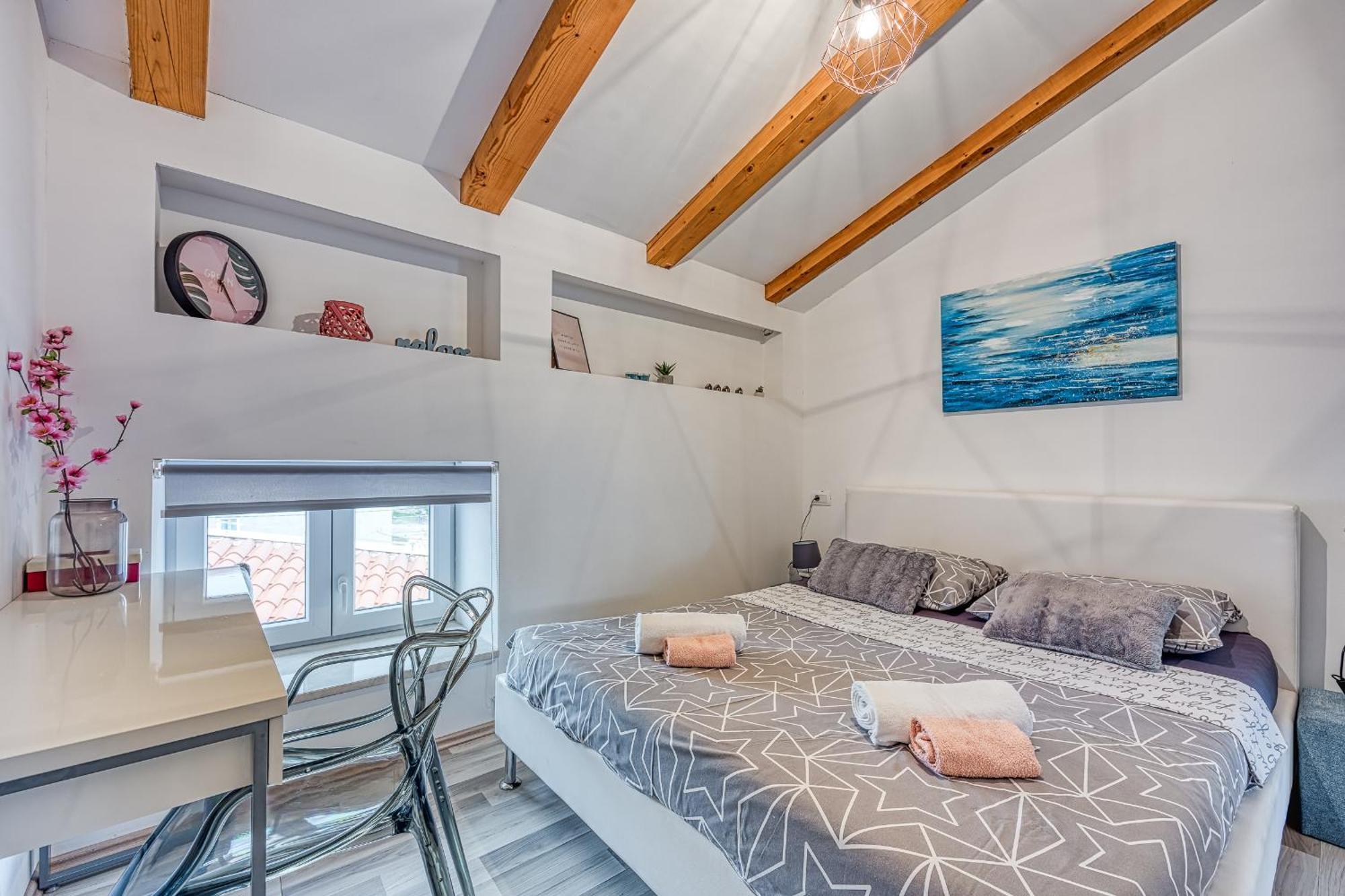 Apartments Mirjana 梅杜林 外观 照片
