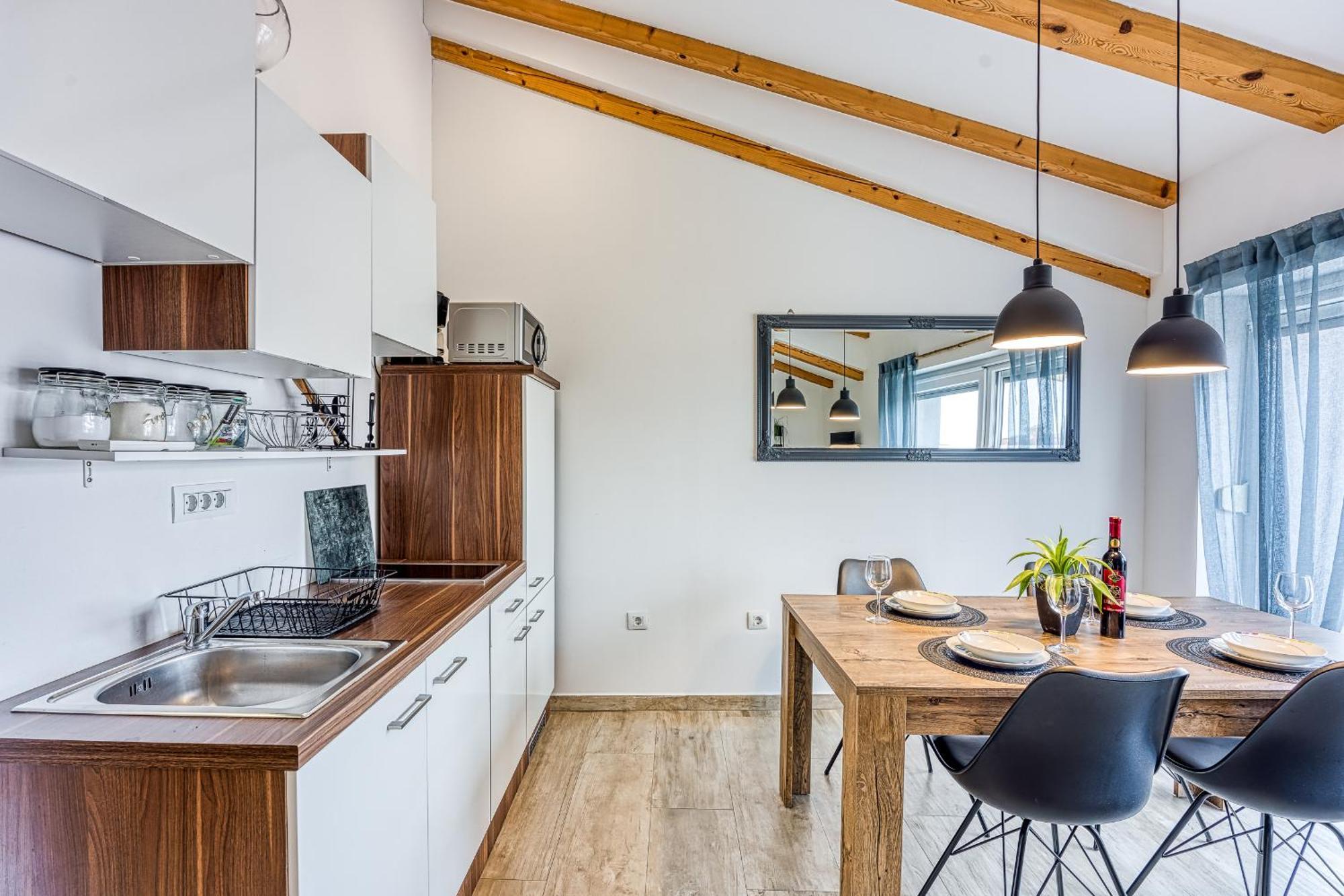 Apartments Mirjana 梅杜林 外观 照片